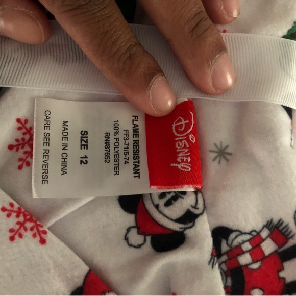 New Children’s Christmas Pajamas Set - Picture 3 of 8